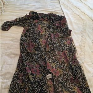 Carly Jean Los Angeles Kimono